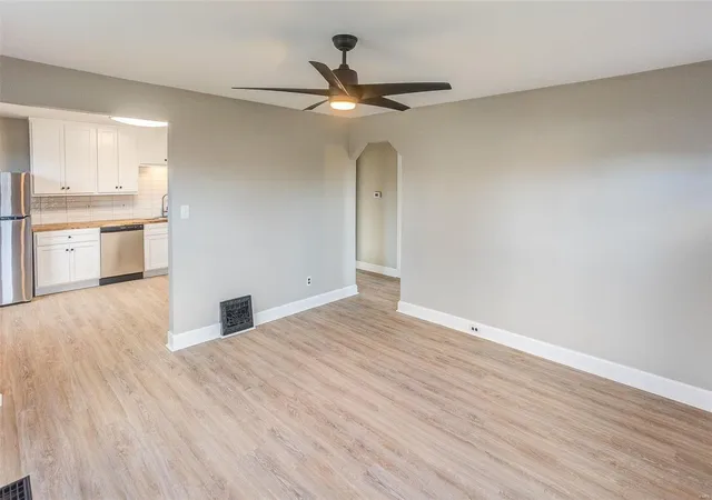 Photo 3 of Single family home for sale at 400 S 2nd Street, Caseyville, IL 62232 | MLS# 24075757 | Listing updated on 2024-12-17