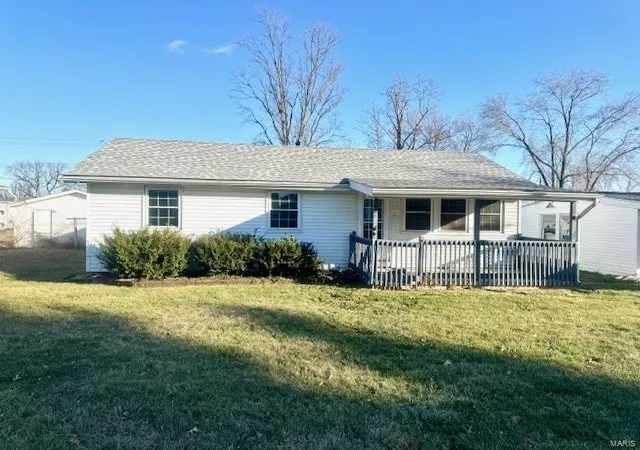 Photo 1 of Single family home for sale at 206 N 7th Street, La Grange, MO 63448 | MLS# 24075966 | Listing updated on 2024-12-19