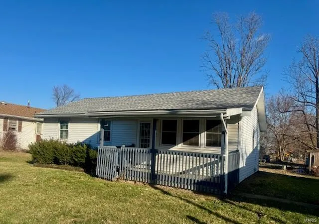 Photo 2 of Single family home for sale at 206 N 7th Street, La Grange, MO 63448 | MLS# 24075966 | Listing updated on 2024-12-19