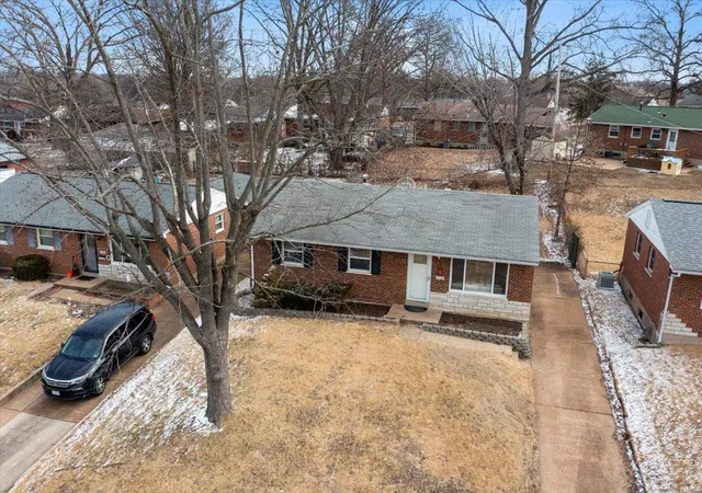 Photo 3 of Single family home for sale at 9838 Ione Ln, Saint Louis, MO 63123 | MLS# 25001965 | Listing updated on 2025-02-28