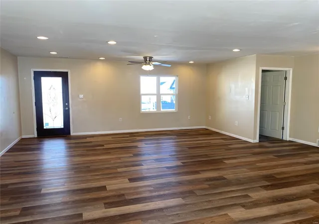 Photo 3 of Single family home for sale at 108 Whippoorwill Ln, Hannibal, MO 63401 | MLS# 25002169 | Listing updated on 2025-01-20