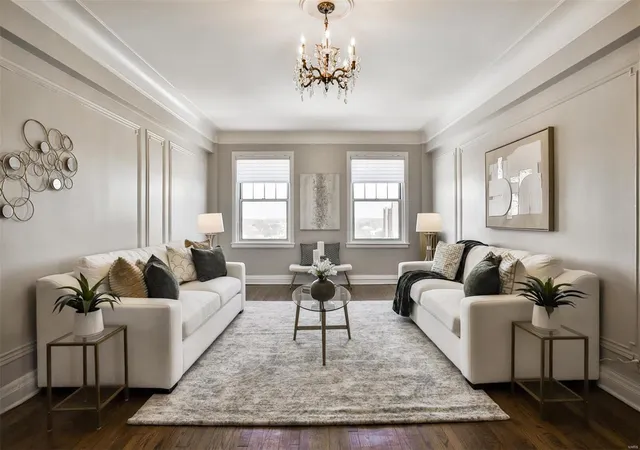 Listing Photo 4 - Condo for sale in building located at 4440 Lindell Blvd, St. Louis, MO 63108 - Unit #1401