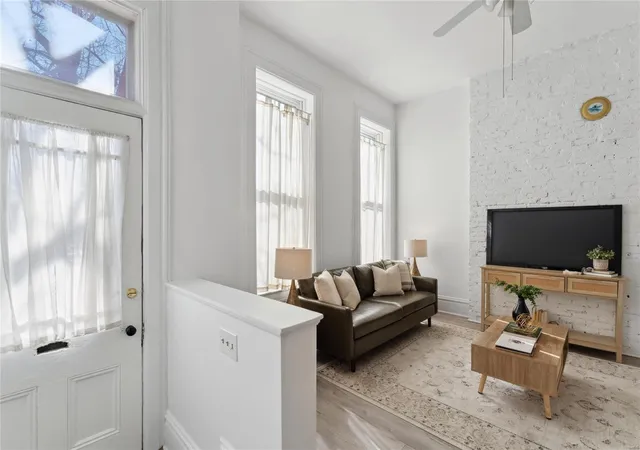 Photo 4 of Single family home for sale at 1441 Wright St, Saint Louis, MO 63107 | MLS# 25003439 | Listing updated on 2025-02-27