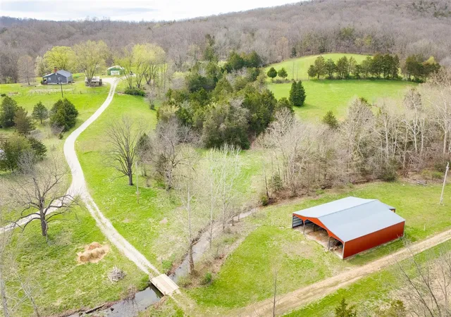 Photo 1 of Single family home for sale at 657 Bluffton Rd, Rhineland, MO 65069 | MLS# 25003715 | Listing updated on 2025-04-09