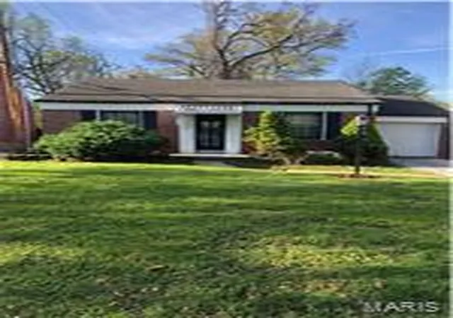 Photo 3 of Single family home for sale at 7386 Milan Ave, Saint Louis, MO 63130 | MLS# 25005641 | Listing updated on 2025-04-22