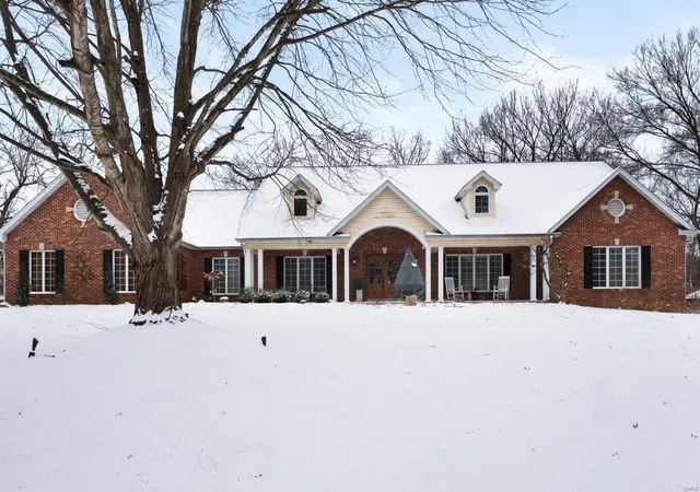 Photo 1 of Single family home for sale at 16612 Jamestown Forest Dr, Florissant, MO 63034 | MLS# 25006959 | Listing updated on 2025-03-11