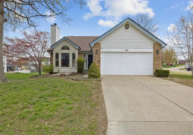 Photo 1 of Single family home for sale at 393 Misty Valley Dr, Saint Peters, MO 63376 | MLS# 25007036 | Listing updated on 2025-04-15