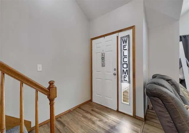 Photo 4 of Single family home for sale at 393 Misty Valley Dr, Saint Peters, MO 63376 | MLS# 25007036 | Listing updated on 2025-04-15