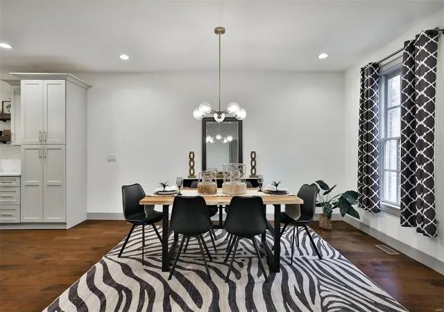 Photo 4 of Townhouse for sale at 1853 Menard St, Saint Louis, MO 63104 | MLS# 25007834 | Listing updated on 2025-03-05