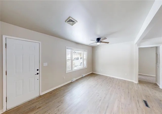 Photo 3 of Single family home for sale at 1408 N 15th Street, Swansea, IL 62226 | MLS# 25009038 | Listing updated on 2025-03-03