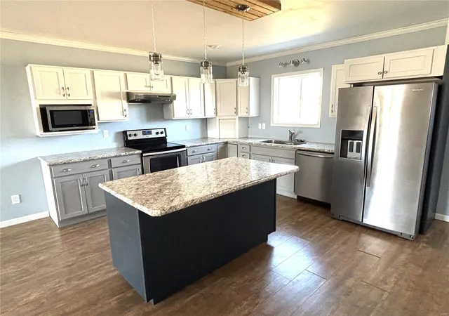 Photo 4 of Single family home for sale at 207 South 7th St, Mulberry Grove, IL 62262 | MLS# 25009109 | Listing updated on 2025-02-27