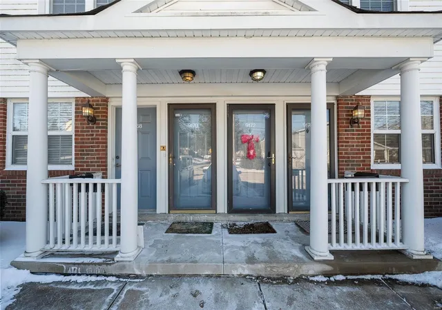 Photo 2 of Condo for sale at 9174 Eager Rd, Saint Louis, MO 63144 | MLS# 25009181 | Listing updated on 2025-02-27