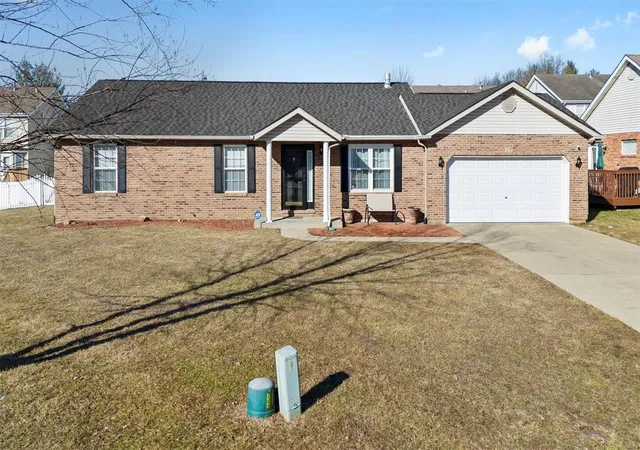 Photo 1 of Single family home for sale at 301 Radcliff Rd, Belleville, IL 62221 | MLS# 25009190 | Listing updated on 2025-03-05