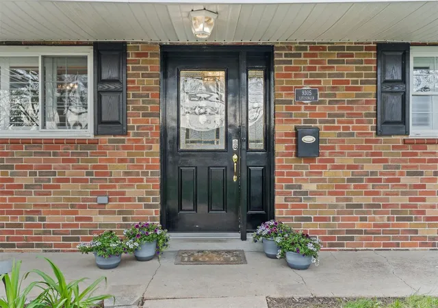 Photo 2 of Single family home for sale at 9305 Litzsinger Rd, Saint Louis, MO 63144 | MLS# 25009223 | Listing updated on 2025-04-10