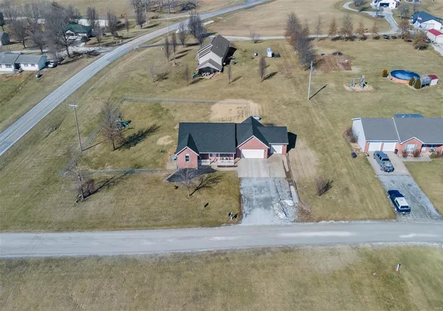 Photo 2 of Single family home for sale at 143 Blueberry Ln, Jackson, MO 63755 | MLS# 25010308 | Listing updated on 2025-03-04