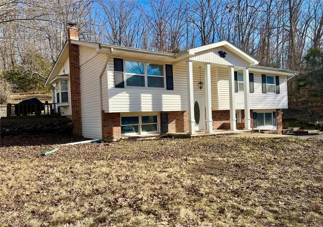 Photo 1 of Single family home for sale at 2004 Highway 161, Montgomery City, MO 63361 | MLS# 25011675 | Listing updated on 2025-03-16