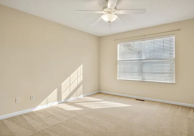 Photo 3 of Single family home for sale at 3249 Colby Ct, Belleville, IL 62226 | MLS# 25011783 | Listing updated on 2025-03-09