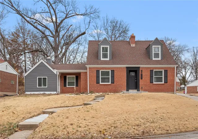 Photo 1 of Single family home for sale at 7101 Winchester Dr, Saint Louis, MO 63121 | MLS# 25011877 | Listing updated on 2025-03-09