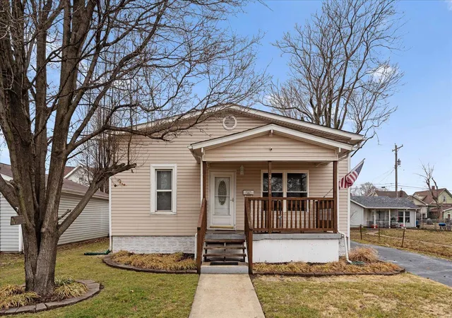 Photo 1 of Single family home for sale at 2311 E 25th Street, Granite City, IL 62040 | MLS# 25013356 | Listing updated on 2025-03-08