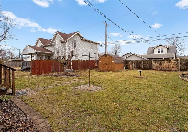 Photo 3 of Single family home for sale at 2311 E 25th Street, Granite City, IL 62040 | MLS# 25013356 | Listing updated on 2025-03-08