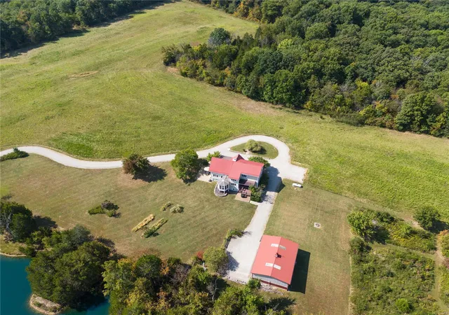 Photo 2 of Single family home for sale at 507 Leach Branch Rd, Hermann, MO 65041 | MLS# 25015011 | Listing updated on 2025-04-14