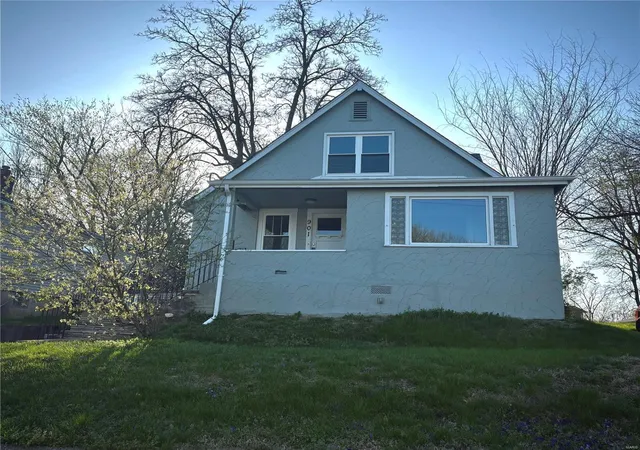 Photo 1 of Single family home for sale at 901 Cornell Ave, Saint Louis, MO 63119 | MLS# 25015563 | Listing updated on 2025-04-23