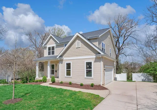 Photo 1 of Single family home for sale at 125 W Thornton Ave, Saint Louis, MO 63119 | MLS# 25016124 | Listing updated on 2025-04-09