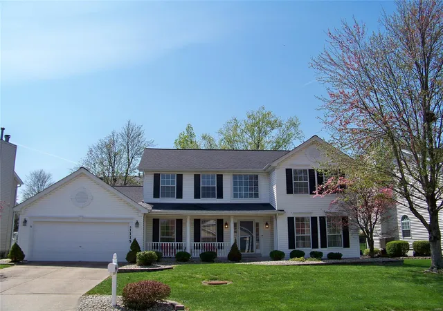Photo 1 of Single family home for sale at 1115 Wildflower Ln, Saint Charles, MO 63304 | MLS# 25016367 | Listing updated on 2025-04-18