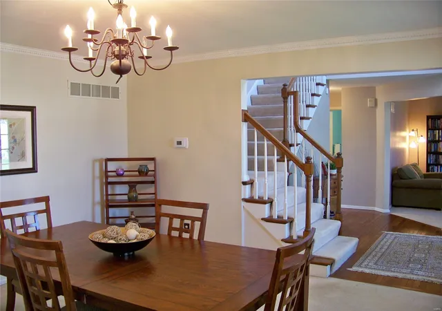 Photo 3 of Single family home for sale at 1115 Wildflower Ln, Saint Charles, MO 63304 | MLS# 25016367 | Listing updated on 2025-04-18