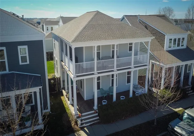 Photo 1 of Sale Pending at 3512 Starkville, Saint Charles, MO 63301 | MLS# 25016510 | Listing updated on 2025-04-23