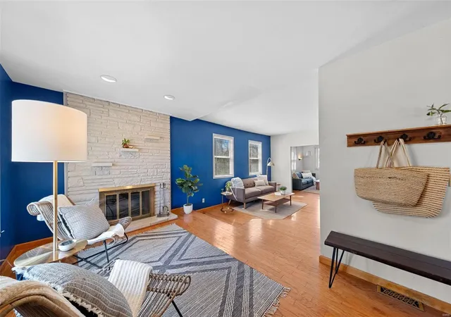 Photo 2 of Single family home for sale at 1111 Basswood Ln, Saint Louis, MO 63132 | MLS# 25016727 | Listing updated on 2025-04-15
