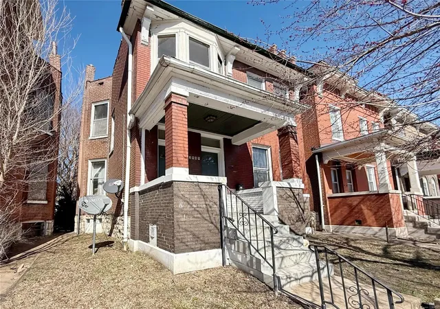 Multi family home for sale at 3949 Palm St, Saint Louis, MO 63107 | MLS# 25017467