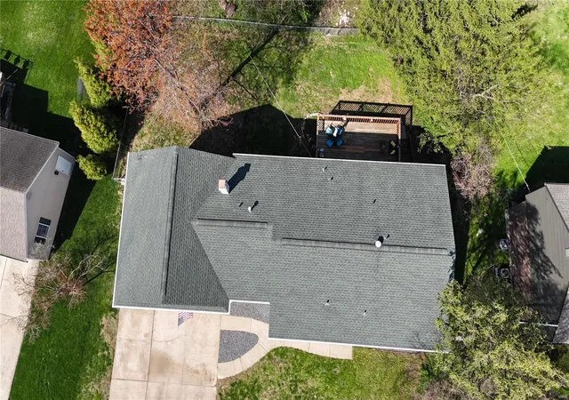 Photo 4 of Single family home for sale at 1702 Blu Fountain, Godfrey, IL 62035 | MLS# 25017509 | Listing updated on 2025-04-10