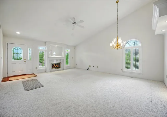 Photo 2 of Condo for sale at 8009 Mastis Ct, Saint Louis, MO 63123 | MLS# 25017795 | Listing updated on 2025-04-11