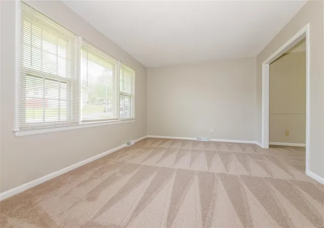 Photo 2 of Single family home for sale at 7807 E 118th Ter, Kansas City, MO 64134 | MLS# 25018953 | Listing updated on 2025-05-10