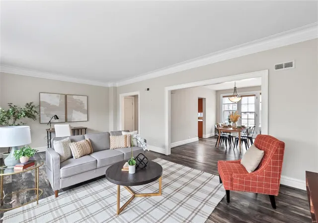 Photo 3 of Condo for sale at 321 Belt Ave #202, Saint Louis, MO 63112 | MLS# 25018987 | Listing updated on 2025-04-11