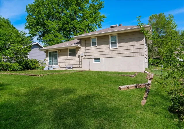 Photo 15 of Single family home for sale at 8401 E 92nd Ter, Kansas City, MO 64138 | MLS# 25019484 | Listing updated on 2025-05-09