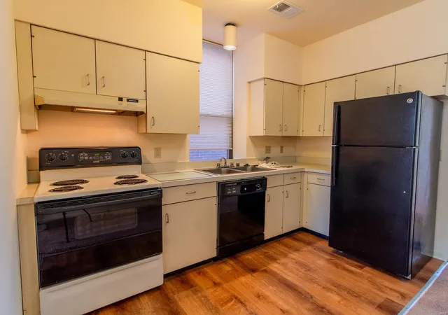 Photo 3 of Multi family home for sale at 1217 Lami St, Saint Louis, MO 63104 | MLS# 25020208 | Listing updated on 2025-04-17