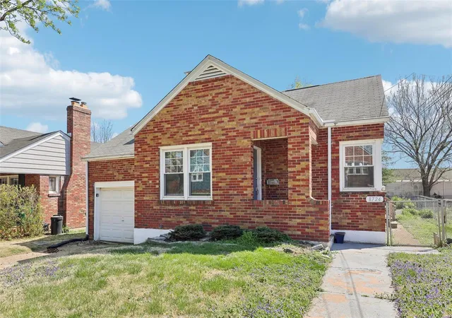 Photo 1 of Single family home for sale at 8724 Magdalen Ave, Saint Louis, MO 63144 | MLS# 25021093 | Listing updated on 2025-04-10