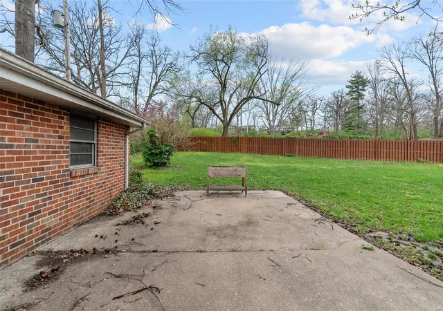 Photo 4 of Single family home for sale at 2235 Laverne Ct, Saint Louis, MO 63144 | MLS# 25021232 | Listing updated on 2025-04-13