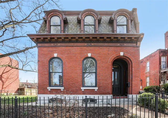 Photo 1 of Single family home for sale at 2740 Miami St, Saint Louis, MO 63118 | MLS# 25021438 | Listing updated on 2025-04-07