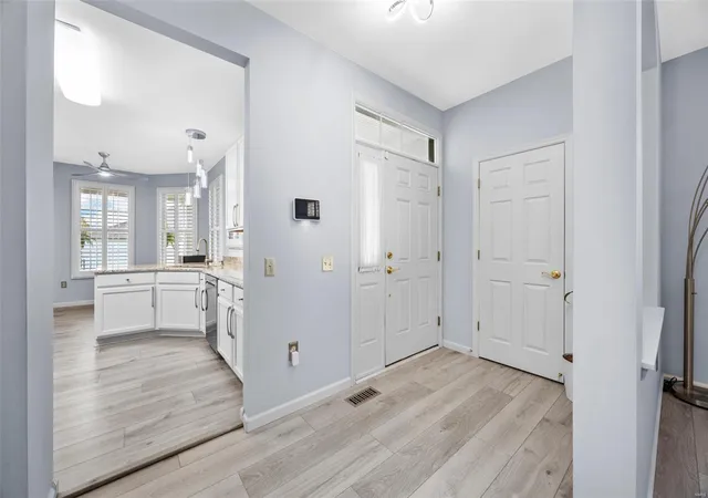 Photo 3 of Single family home for sale at 2062 Hawks Landing Dr, Lake Saint Louis, MO 63367 | MLS# 25021502 | Listing updated on 2025-04-07