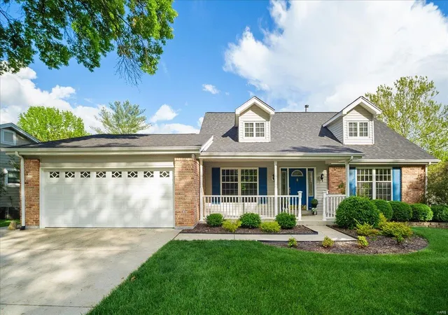 Photo 1 of Single family home for sale at 664 Dougherty Ests Dr, Ballwin, MO 63021 | MLS# 25021508 | Listing updated on 2025-05-02