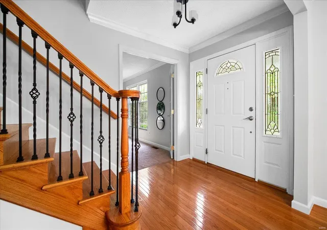 Photo 2 of Single family home for sale at 664 Dougherty Ests Dr, Ballwin, MO 63021 | MLS# 25021508 | Listing updated on 2025-05-02