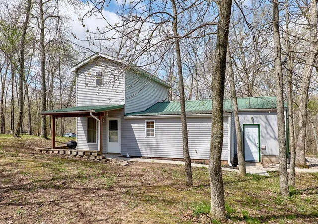 Photo 2 of Single family home for sale at 43139 Deerview Trail, Monroe, MO 63456 | MLS# 25021540 | Listing updated on 2025-04-24
