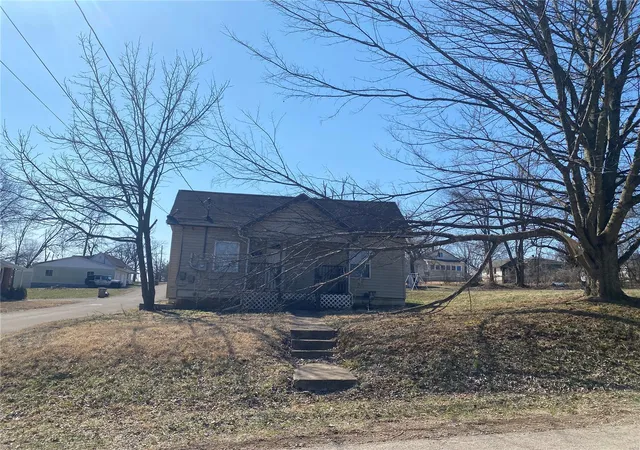 Photo 1 of Single family home for sale at 519 Albert St, Fredericktown, MO 63645 | MLS# 25021548 | Listing updated on 2025-04-11