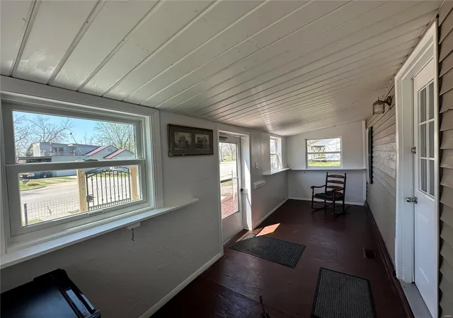 Photo 4 of Single family home for sale at 356 Van Buren, Lebanon, MO 65536 | MLS# 25021606 | Listing updated on 2025-04-07