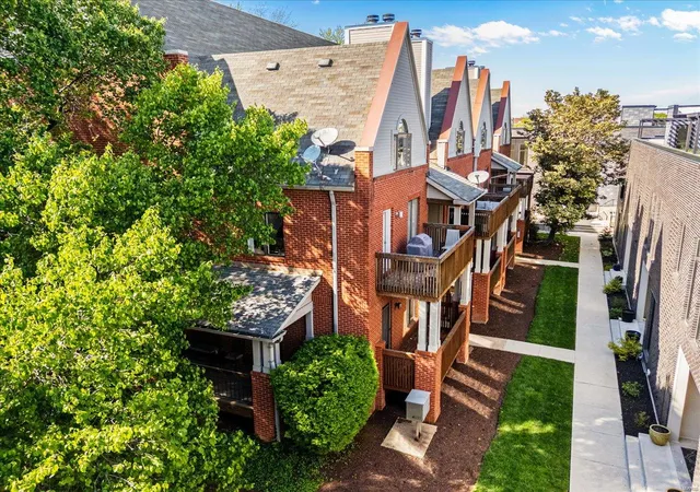 Photo 1 of Townhouse for sale at 4111 W Pine Blvd #12, Saint Louis, MO 63108 | MLS# 25021636 | Listing updated on 2025-04-24