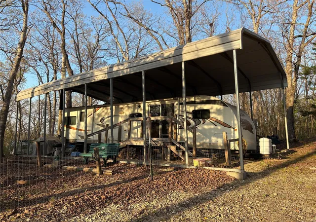 Photo 1 of Single family home for sale at 526 Saint Joseph Dr, New Haven, MO 63068 | MLS# 25021707 | Listing updated on 2025-04-17