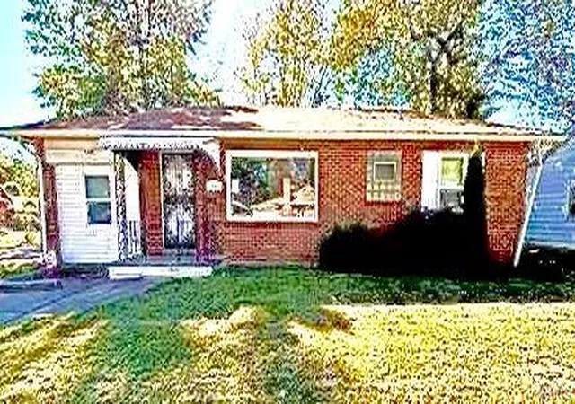 Photo 1 of Single family home for sale at 7008 Rohn Dr, Saint Louis, MO 63121 | MLS# 25021840 | Listing updated on 2025-04-09